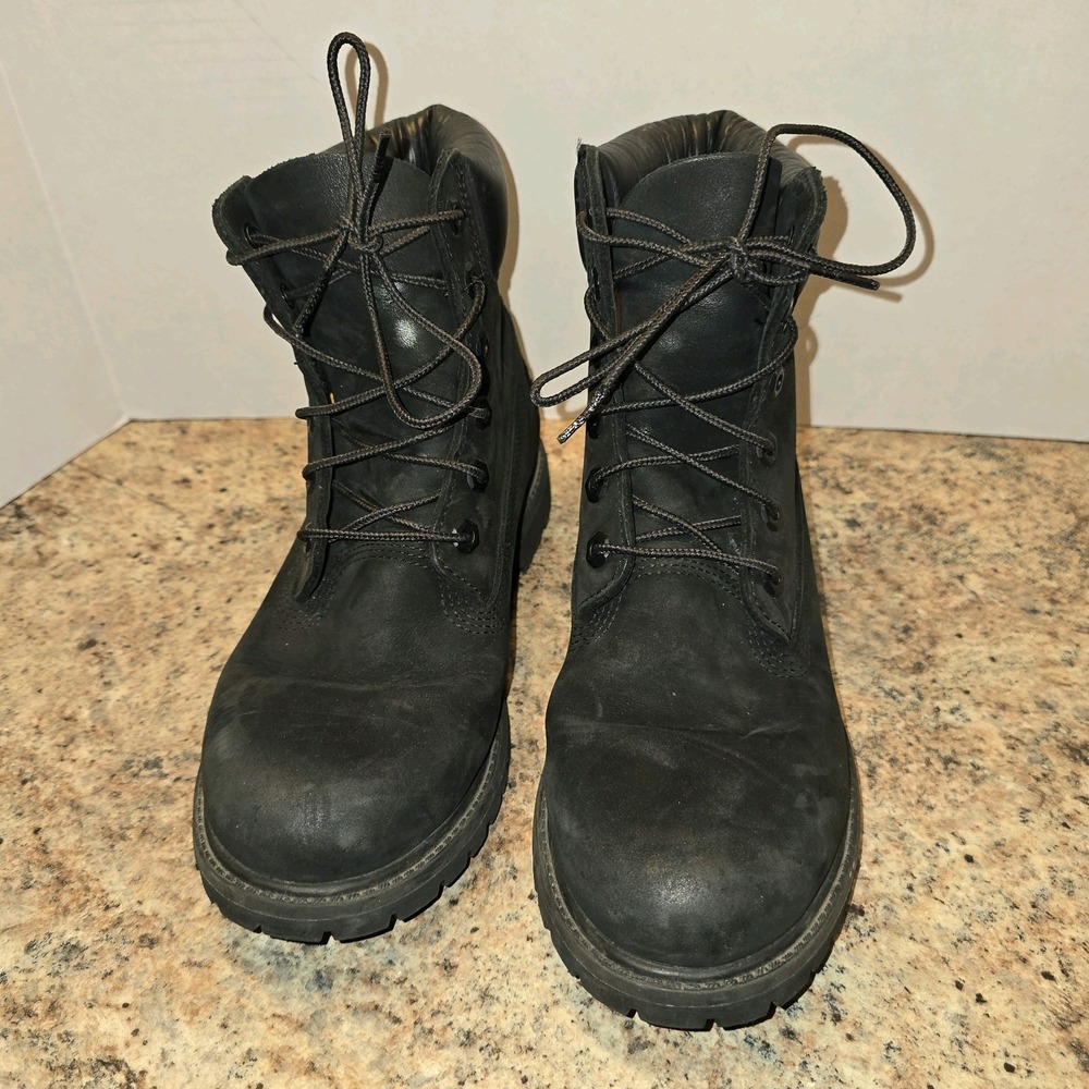 Timberland 6" Premium Leather Boots Size 8.5  Black Nubuck 8658A